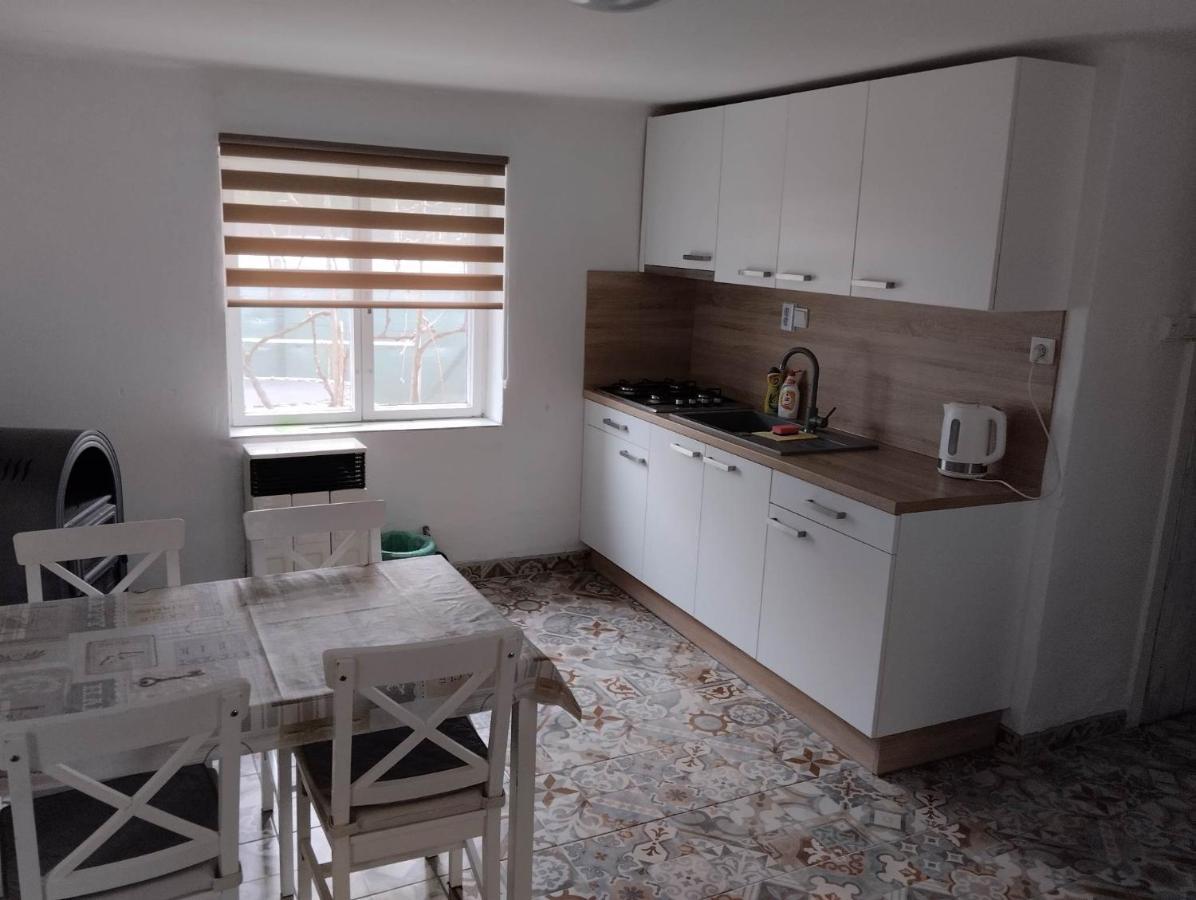 Ubytovanie Tibor Skarba Dunajská Streda Exteriér fotografie